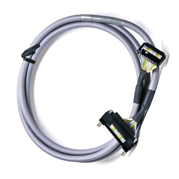 XW2Z-200B New Omron Connecting Cable